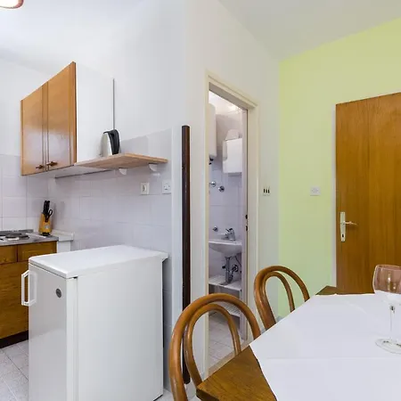 Bruketa * Crikvenica