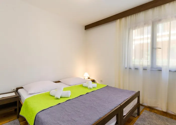 Bruketa * Crikvenica