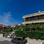 Bruketa Lägenhet Crikvenica