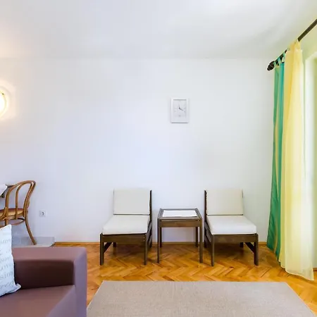 Bruketa Apartamento