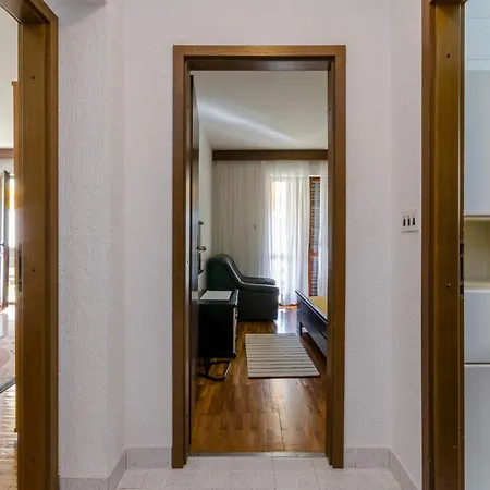 Bruketa * Crikvenica